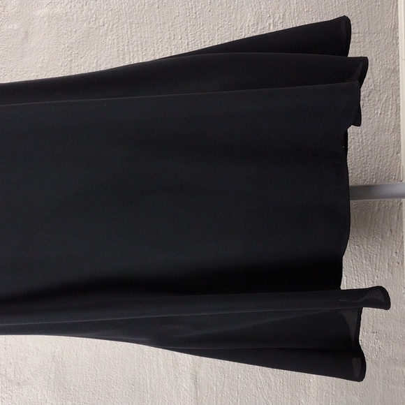 Design Lab Lord & Taylor Black Sleeveless Keyhole Back Shift Mini Dress - Picture 3 of 14